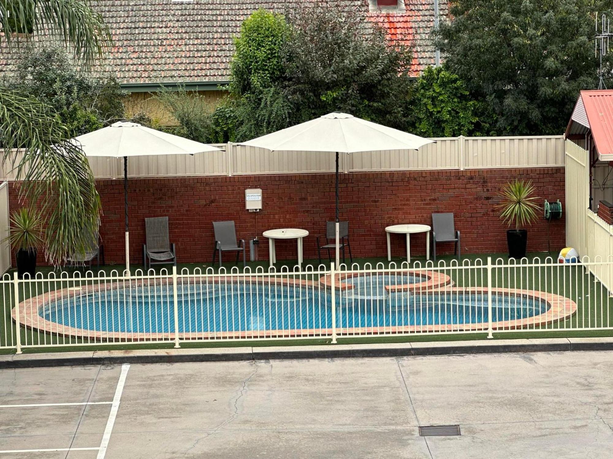 Courtyard Motor Inn Shepparton Exterior foto